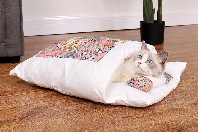 Warm Cat Sleeping Bag with Pillow